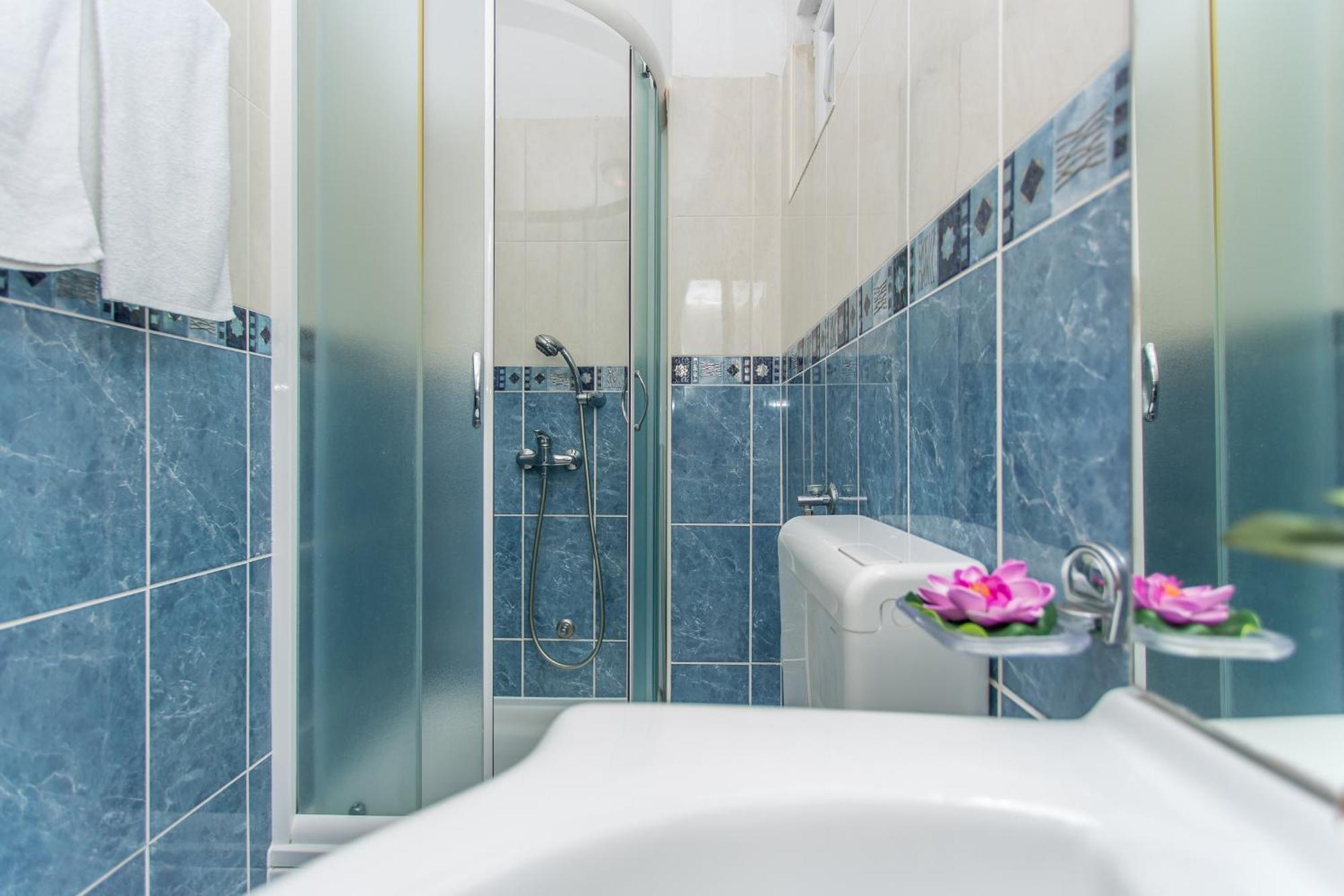 Apartments Grepo Sljeme มาคาร์สกา ห้อง รูปภาพ