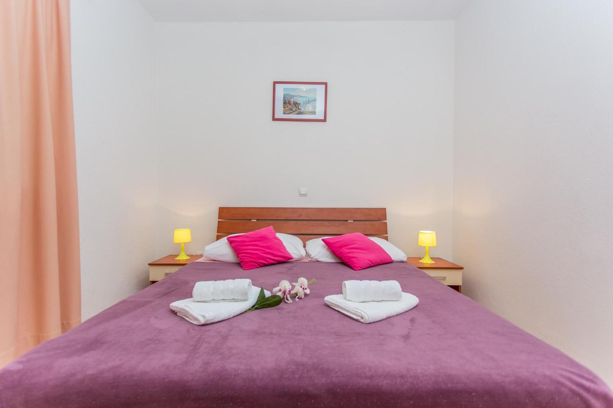 Apartments Grepo Sljeme มาคาร์สกา ห้อง รูปภาพ