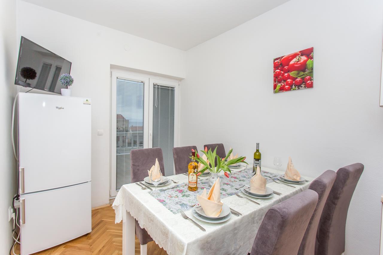 Apartments Grepo Sljeme มาคาร์สกา ภายนอก รูปภาพ